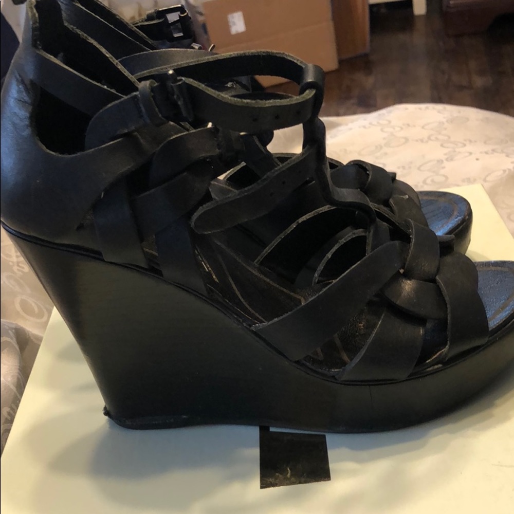 Matiko Lucia Leather peep toe wedge sandal